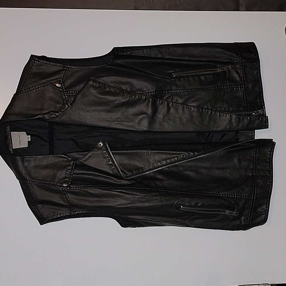 Faux leather vest size large silence and noise